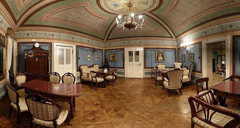 Mate Apartman Gyula Buitenkant foto